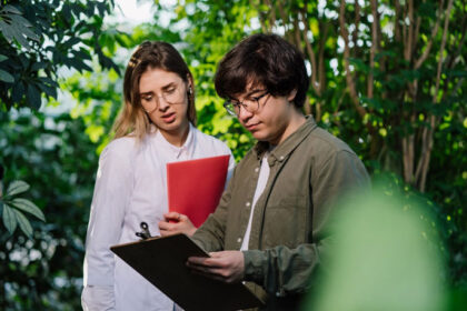 Self-evaluating Sustainability